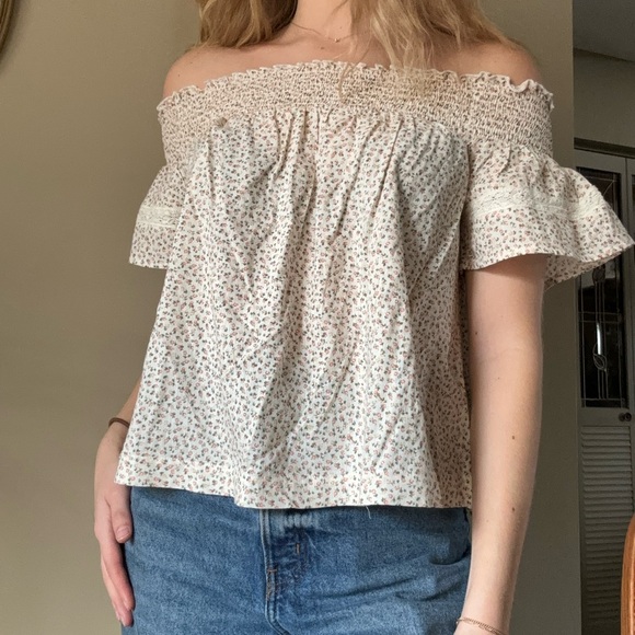 Arizona Jeans Co floral off the shoulder top - Picture 3 of 7